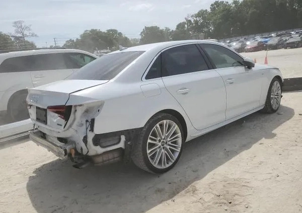 Audi A4 cena 49900 przebieg: 70000, rok produkcji 2019 z Lubawa małe 56